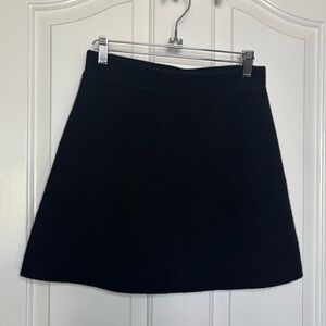 EUC LISA YANG Clare Cashmere Black A-Line Knit Mini Skirt size 1 or S